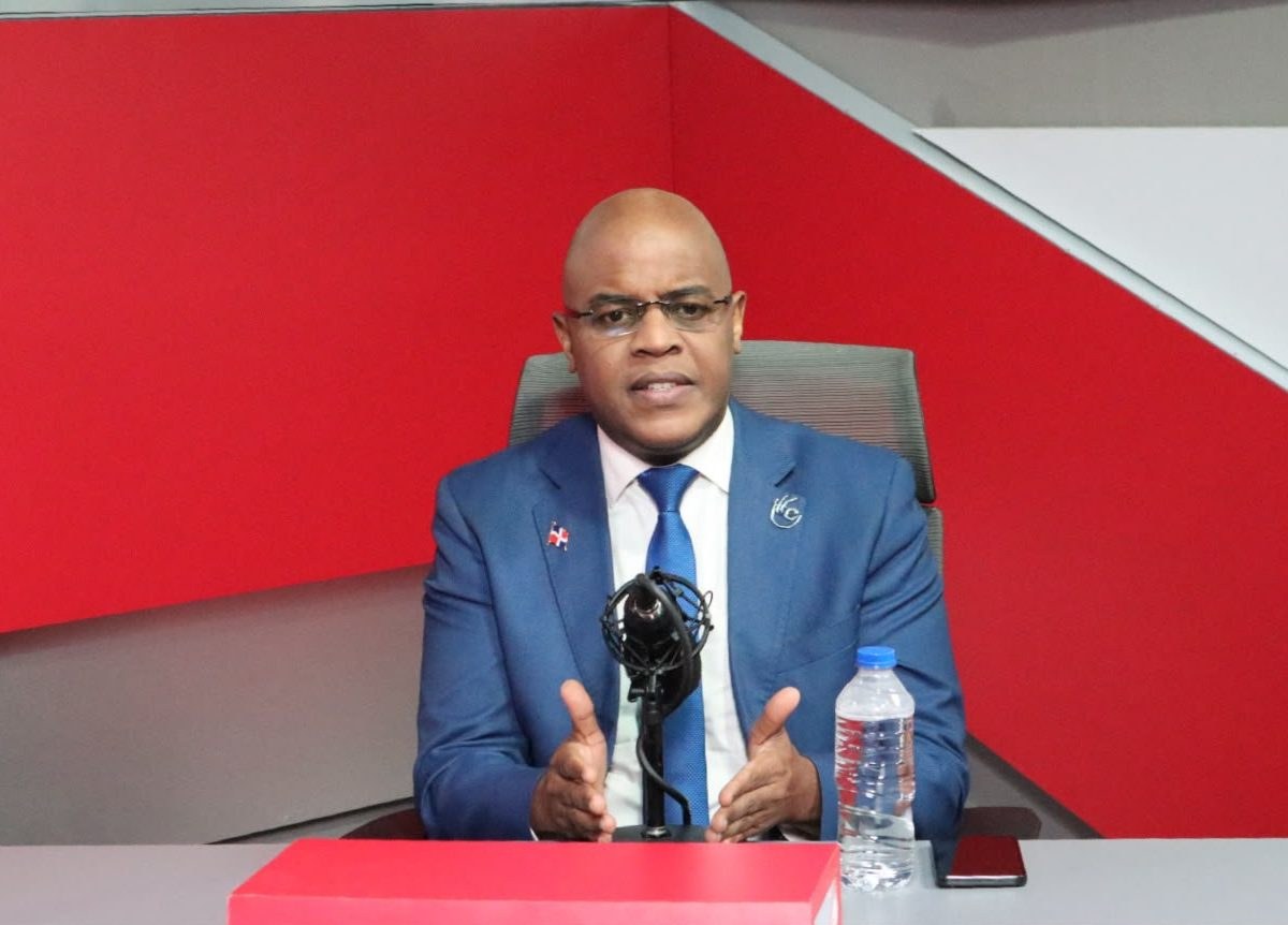 Camino Nuevo se propone devolver la fe de los dominicanos en la política, según Morrison