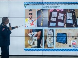 dinero-y-relojes-evidencias-ocupadas-tras-ataque-a-julian-oro-duro-22f77612-focus-0-0-400-300
