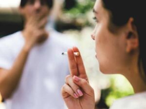 el-consumo-de-los-cigarrillos-legales-disminuye-en-rd-focus-0-0-400-300