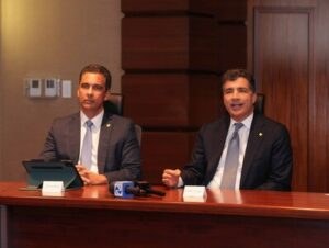 el-pais-sigue-con-alto-uso-de-efectivo-en-transacciones-comerciales-1e816386-focus-0-0-400-300