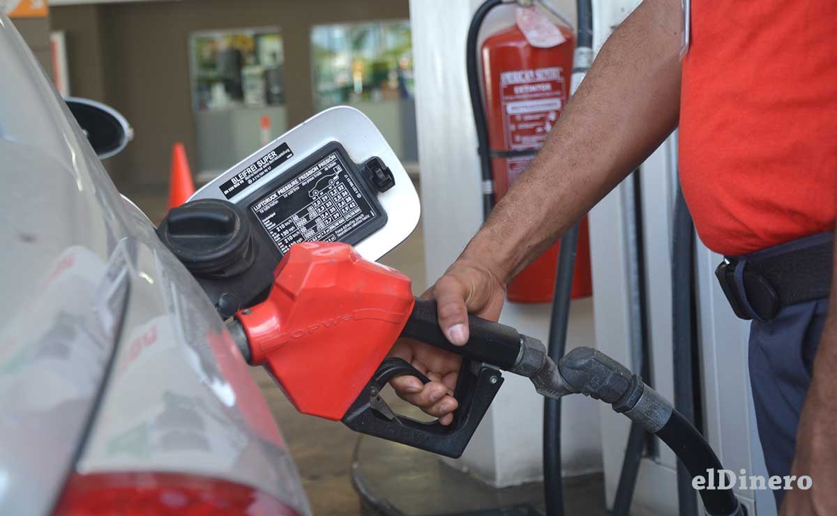 Gasolina prémium en RD acumula alza mensual de RD$8.50 por galón