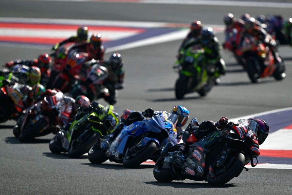 jorge-martin-aprilia-racing-te-1