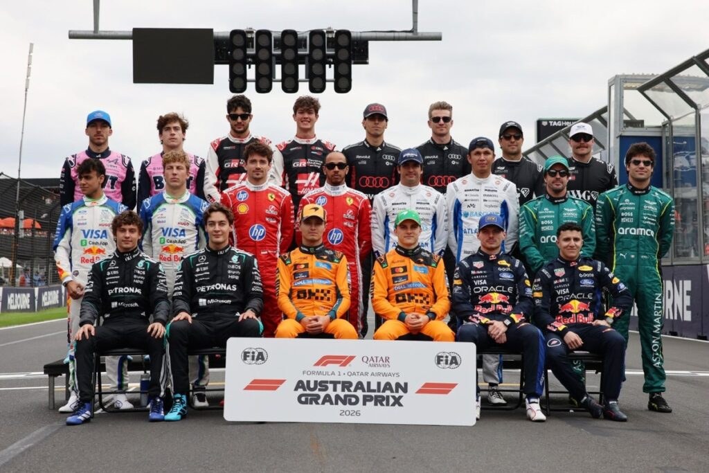 la-foto-de-grupo-de-los-piloto