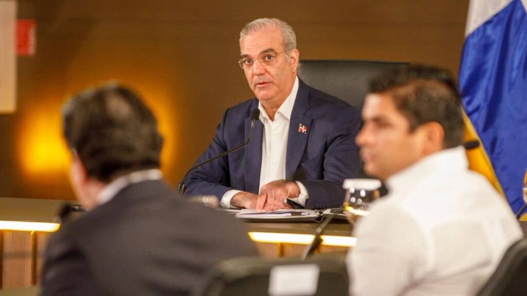 luis-abinader-en-santiago