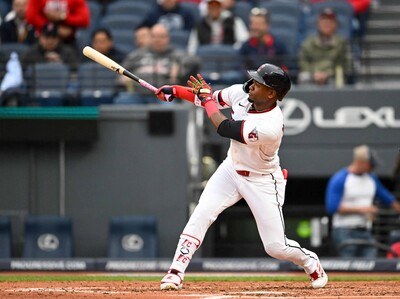 mlb-angel-martinez-decide-el-triunfo-para-los-guardianes-09cb6a94-focus-0.37-0.29-400-300