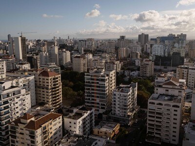 pago-de-intereses-de-la-deuda-superan-los-desembolsos-de-educacion-5fb5430b-focus-0-0-400-300
