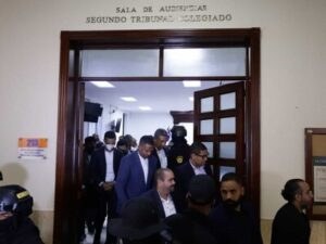 trece-implicados-en-caso-senasa-20-admiten-los-hechos-b60e1e7c-focus-min0.08-min0.39-400-300
