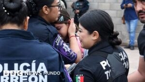 Ataque con machetes y explosivos en escuela de México deja una subdirectora muerta y dos exalumnos hermanos acusados