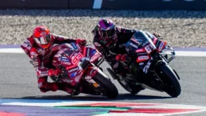 Me siento un privilegiado de estar peleando el mundial con uno de los mejores de la historia, Marc Márquez