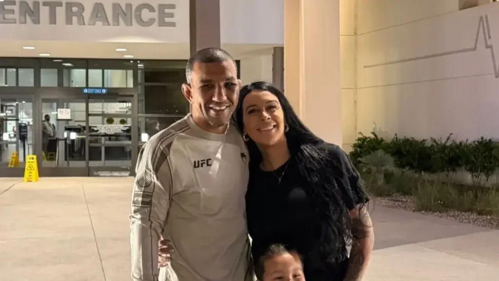 Barcelos recibe alta hospitalaria tras alarmante episodio en la UFC: "Gracias a Dios que está bien