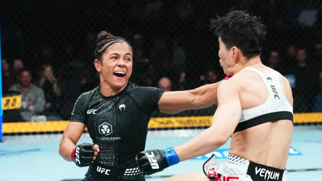 Natalia Silva vence a Wang Cong por decisión unánime para ser campeona en un salvaje UFC 332 repleto de finalizaciones