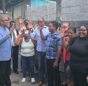 Fuerza del Pueblo suma nuevos aliados en GenS bajo juramento de Carlos Peña