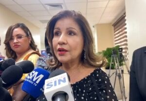 Margarita Cedeño insta al PLD a repensar su rumbo tras frenar consulta interna