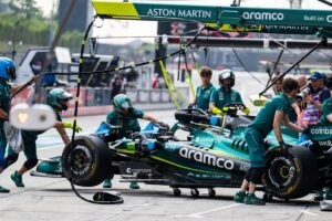fernando-alonso-aston-martin